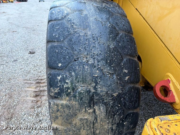 image for item FN5931 1997 Caterpillar 950F wheel loader