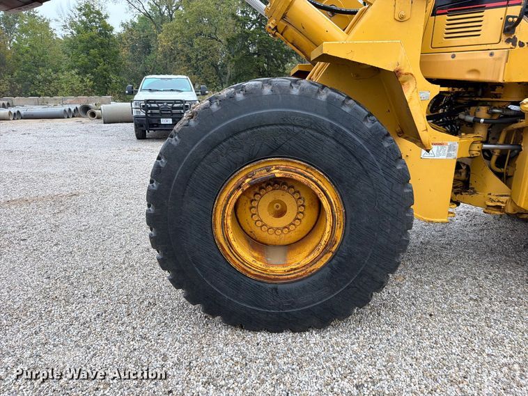 image for item FN5931 1997 Caterpillar 950F wheel loader