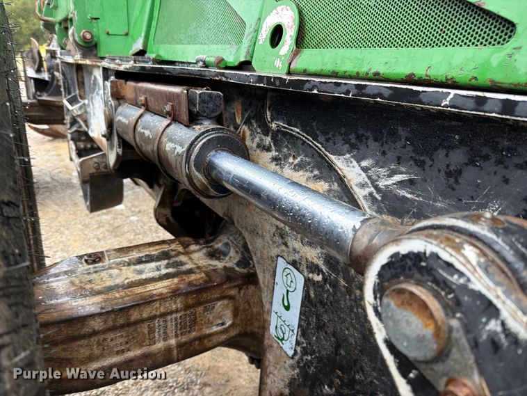 image for item FN5933 2014 John Deere 848H skidder