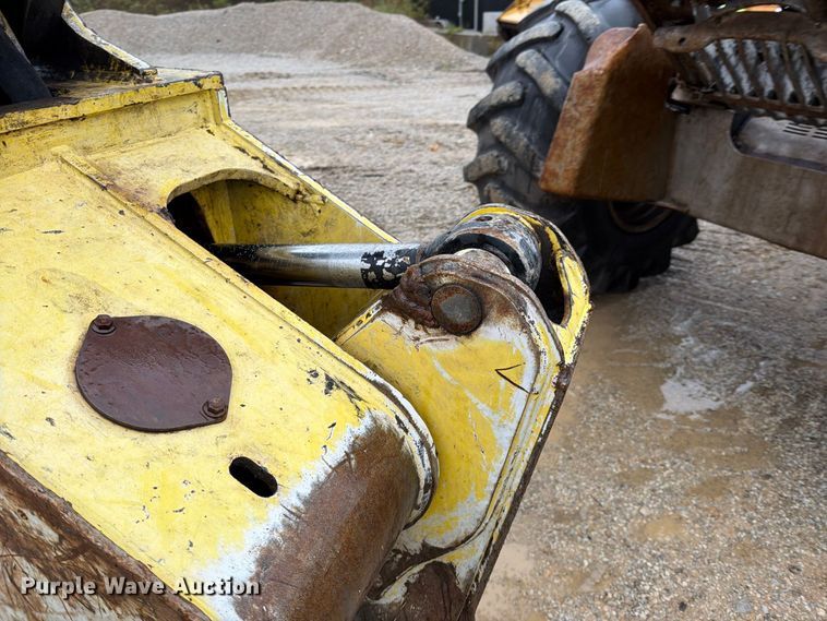 image for item FN5933 2014 John Deere 848H skidder