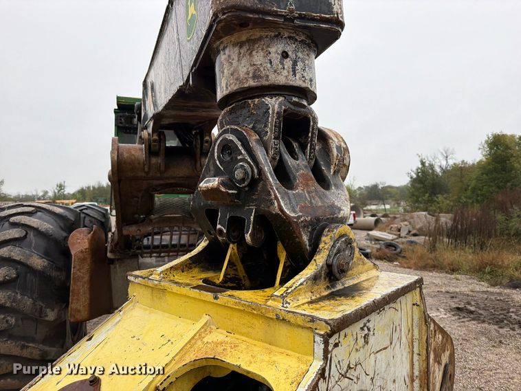 image for item FN5933 2014 John Deere 848H skidder