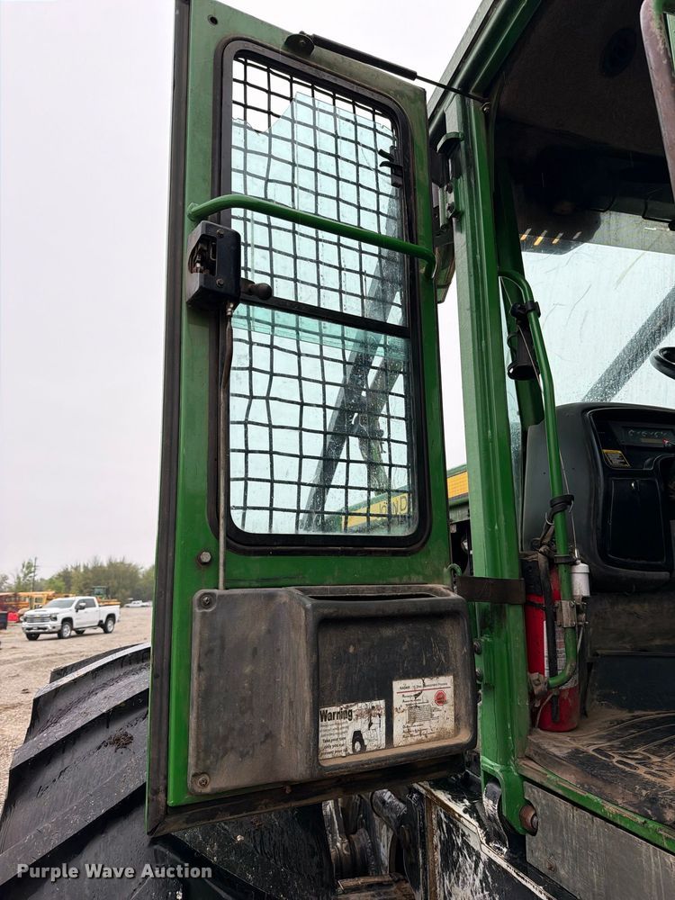 image for item FN5933 2014 John Deere 848H skidder