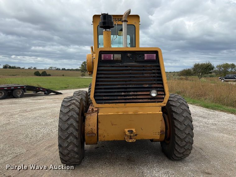 image for item FN5935 1987 Dresser A500E motor grader
