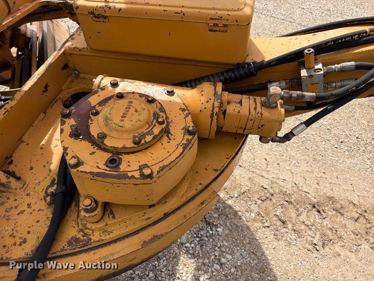 image for item FN5935 1987 Dresser A500E motor grader