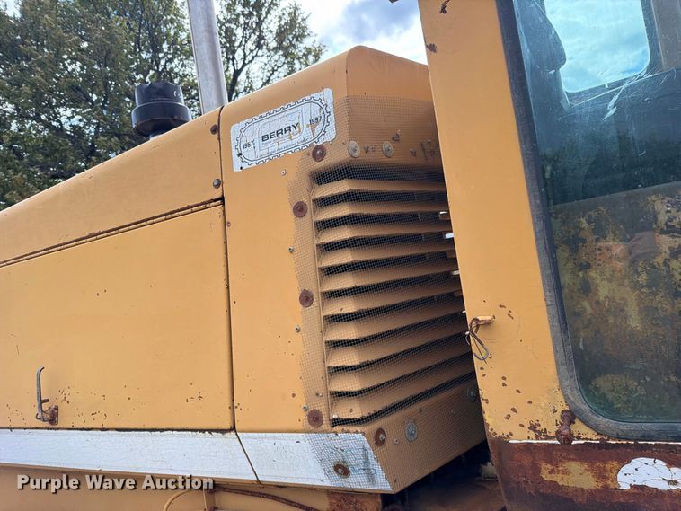 image for item FN5935 1987 Dresser A500E motor grader