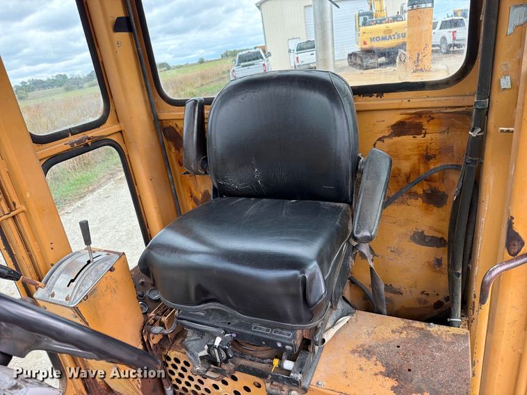 image for item FN5935 1987 Dresser A500E motor grader