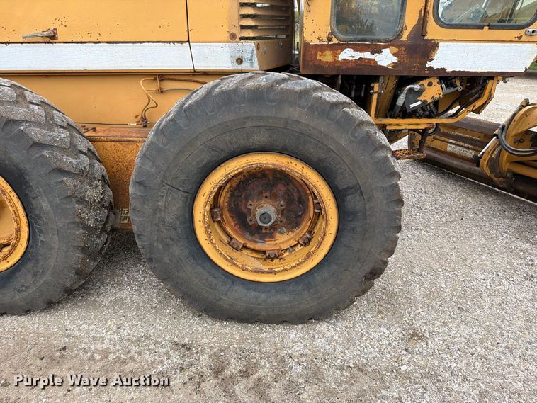 image for item FN5935 1987 Dresser A500E motor grader