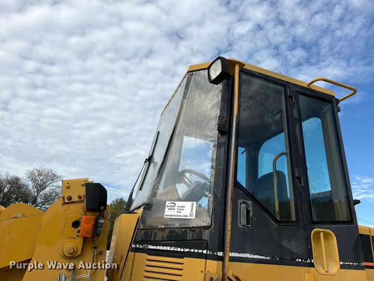 image for item FN5952 1997 Caterpillar 938F wheel loader