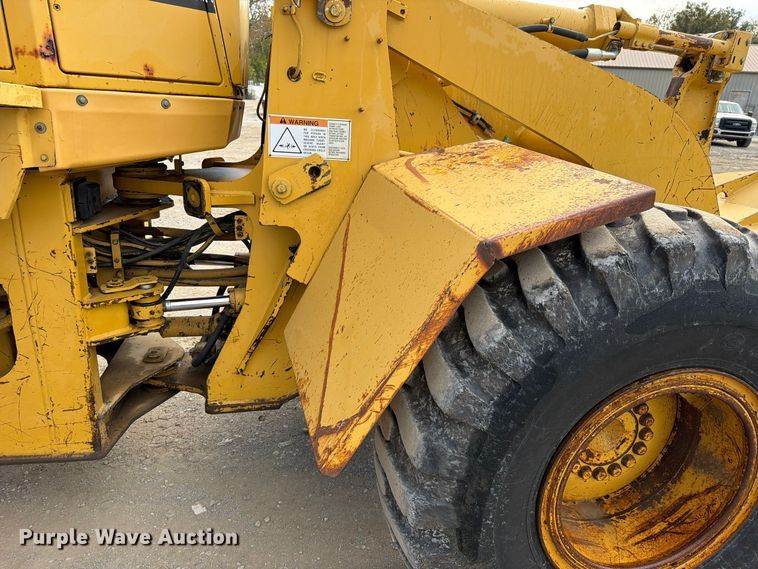 image for item FN5952 1997 Caterpillar 938F wheel loader
