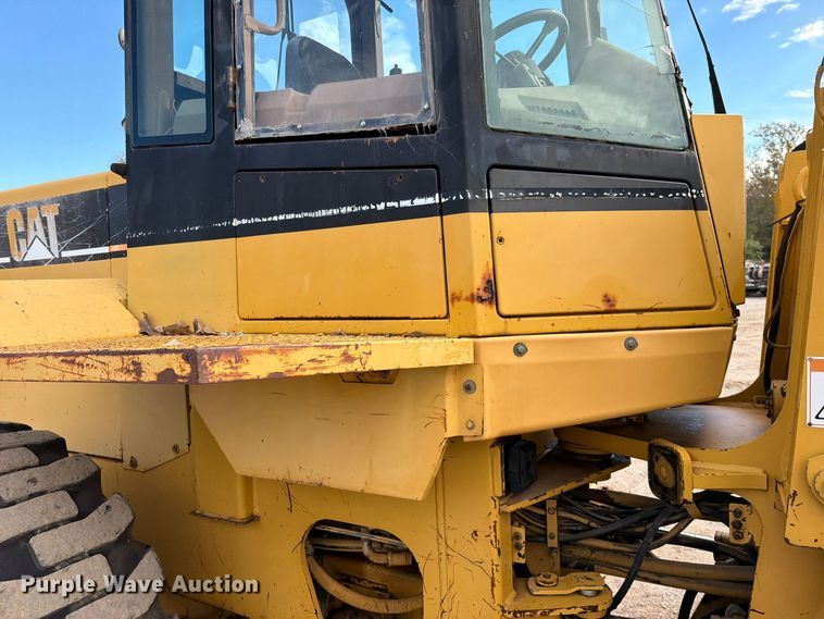 image for item FN5952 1997 Caterpillar 938F wheel loader