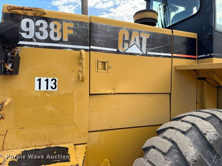 image for item FN5952 1997 Caterpillar 938F wheel loader