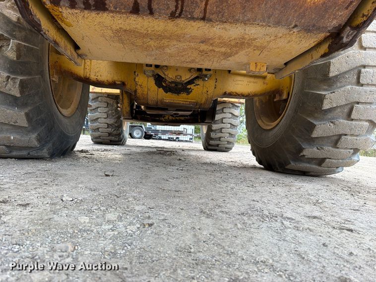 image for item FN5952 1997 Caterpillar 938F wheel loader