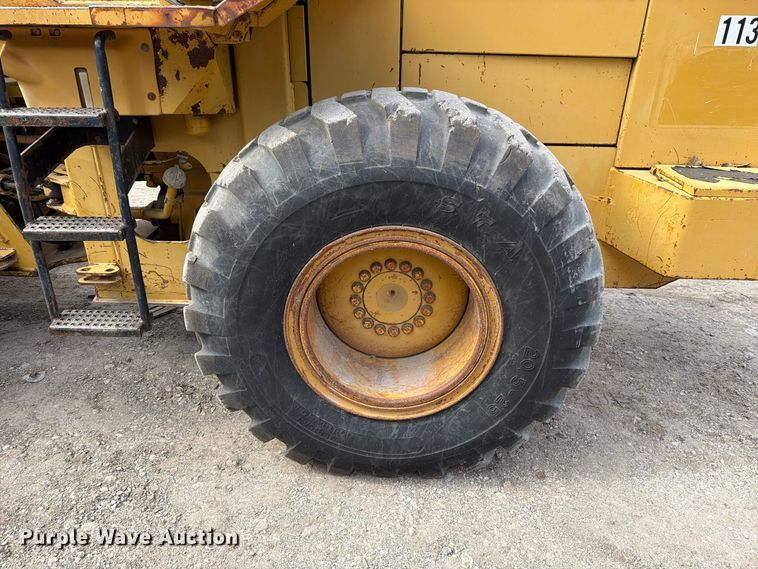 image for item FN5952 1997 Caterpillar 938F wheel loader