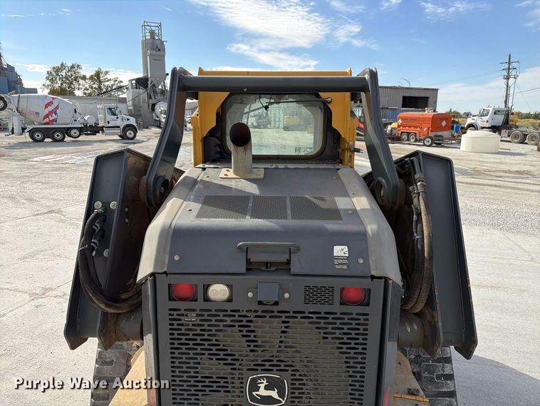 image for item FP3165 2018 John Deere 333G tracked skid steer loader