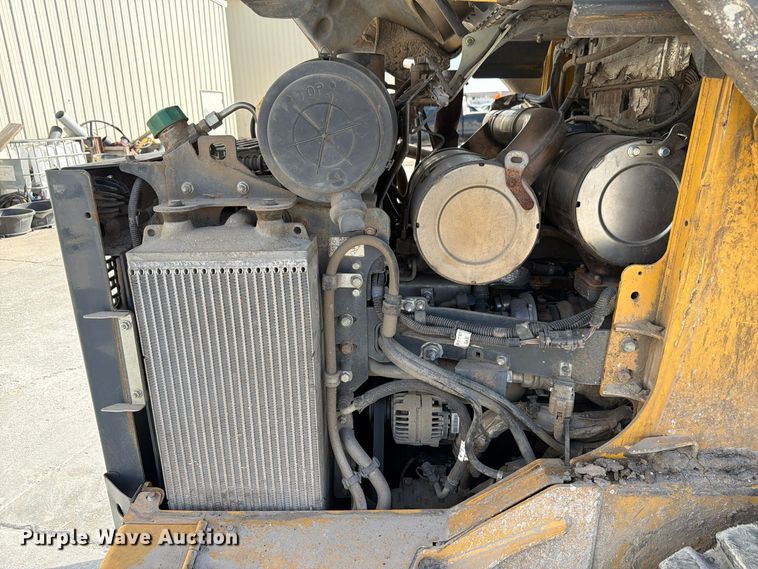 image for item FP3165 2018 John Deere 333G tracked skid steer loader