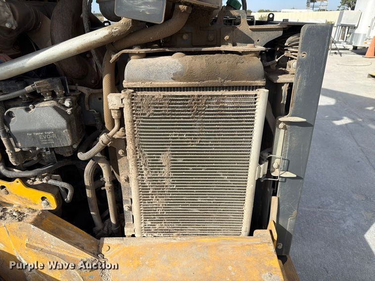 image for item FP3165 2018 John Deere 333G tracked skid steer loader