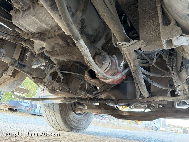 image for item FP3166 2003 Mack CV713 vacuum truck
