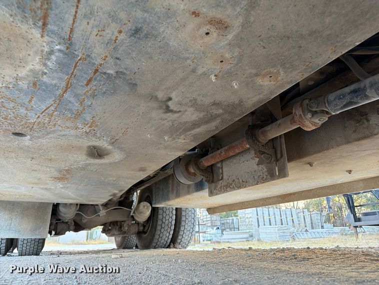 image for item FP3166 2003 Mack CV713 vacuum truck