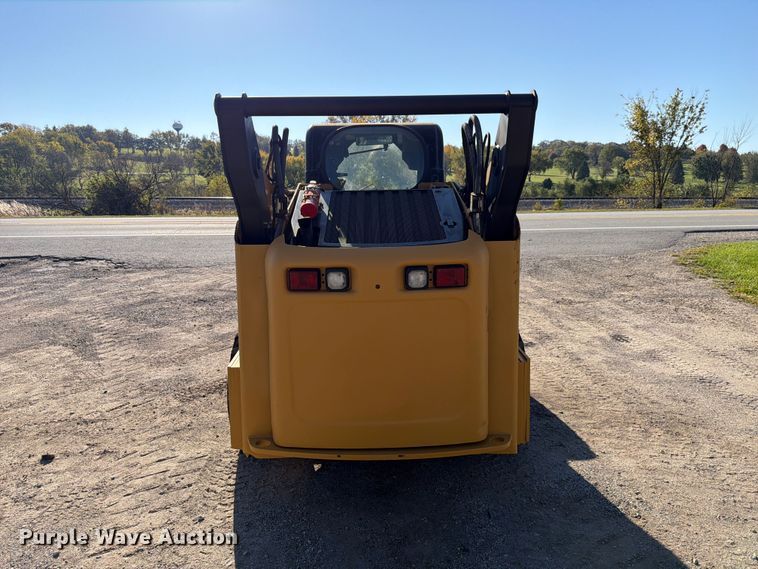 image for item FP3179 2007 Caterpillar 272C skid steer loader