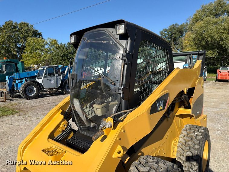 image for item FP3179 2007 Caterpillar 272C skid steer loader