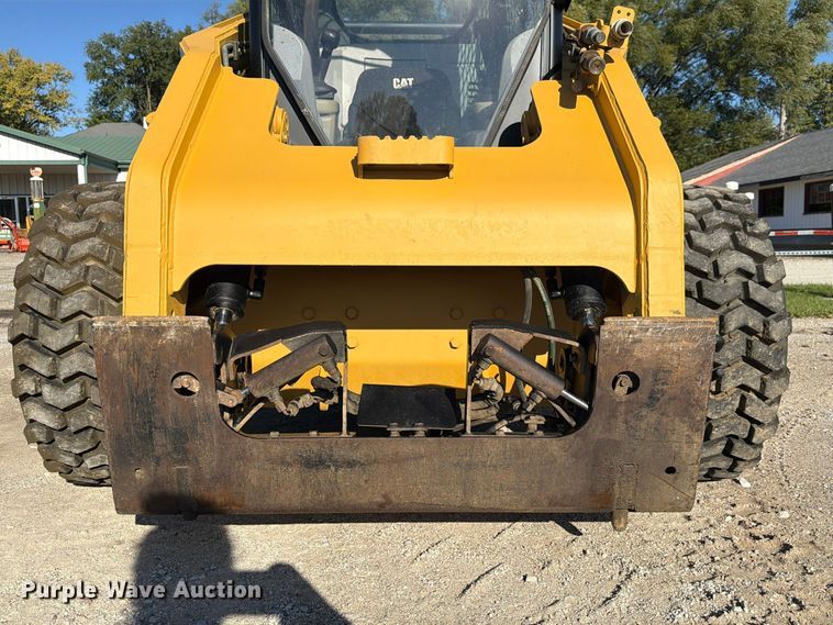 image for item FP3179 2007 Caterpillar 272C skid steer loader