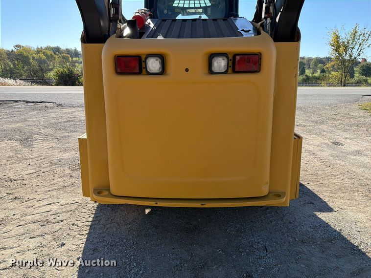 image for item FP3179 2007 Caterpillar 272C skid steer loader