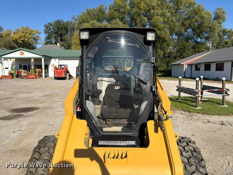 image for item FP3179 2007 Caterpillar 272C skid steer loader