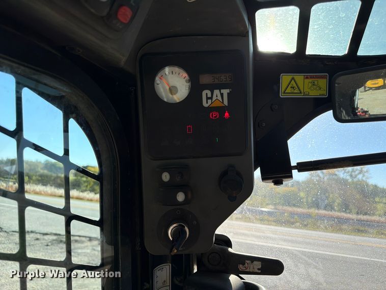 image for item FP3179 2007 Caterpillar 272C skid steer loader