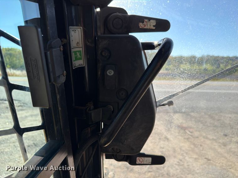 image for item FP3179 2007 Caterpillar 272C skid steer loader