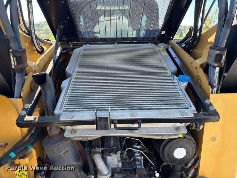 image for item FP3179 2007 Caterpillar 272C skid steer loader
