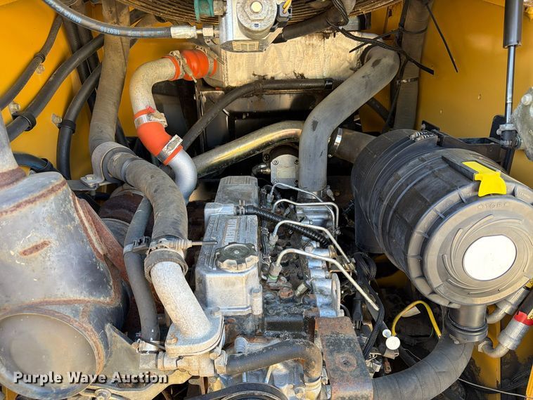 image for item FP3179 2007 Caterpillar 272C skid steer loader