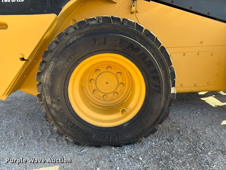 image for item FP3179 2007 Caterpillar 272C skid steer loader