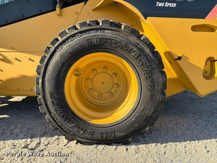 image for item FP3179 2007 Caterpillar 272C skid steer loader