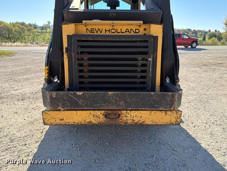 image for item FP3180 1994 New Holland L785 skid steer loader