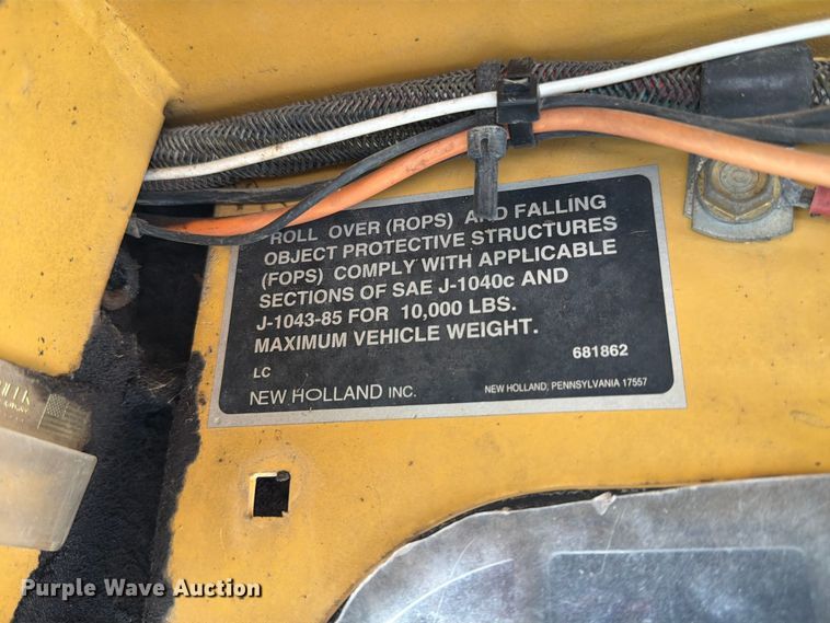 image for item FP3180 1994 New Holland L785 skid steer loader