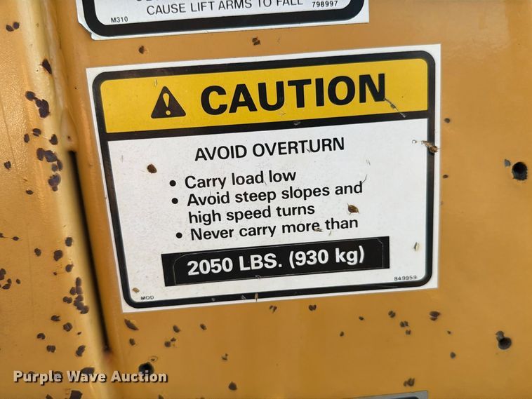 image for item FP3180 1994 New Holland L785 skid steer loader