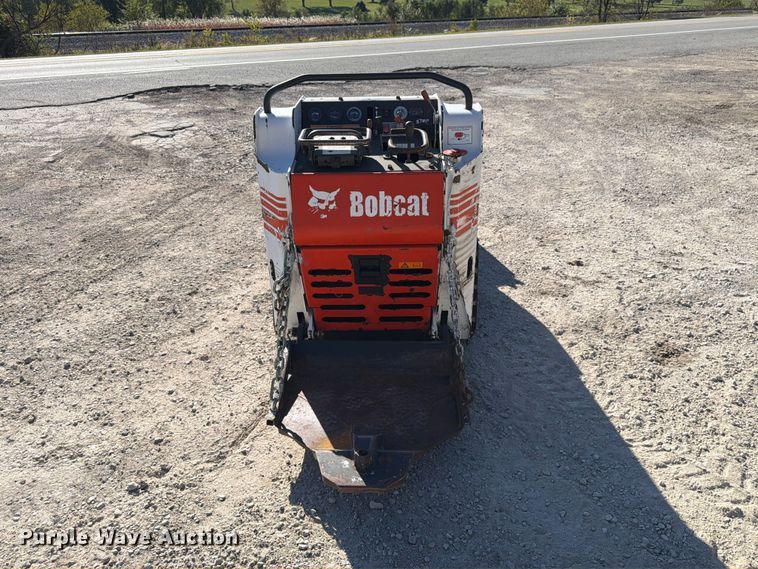 image for item FP3183 2005 Bobcat MT52 compact utility loader