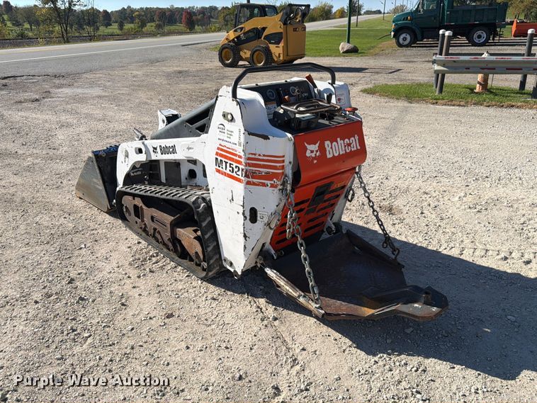 image for item FP3183 2005 Bobcat MT52 compact utility loader
