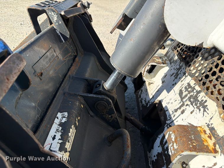 image for item FP3183 2005 Bobcat MT52 compact utility loader