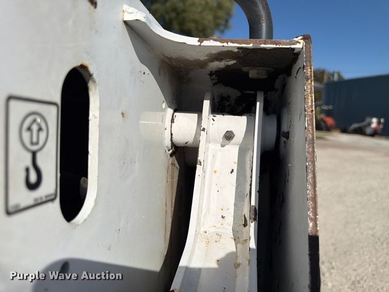 image for item FP3183 2005 Bobcat MT52 compact utility loader