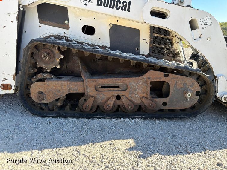 image for item FP3183 2005 Bobcat MT52 compact utility loader
