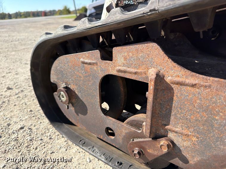 image for item FP3183 2005 Bobcat MT52 compact utility loader