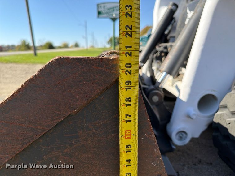 image for item FP3184 2021 Bobcat T66 tracked skid steer loader