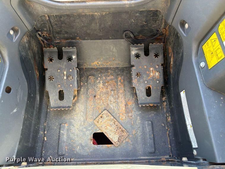 image for item FP3184 2021 Bobcat T66 tracked skid steer loader
