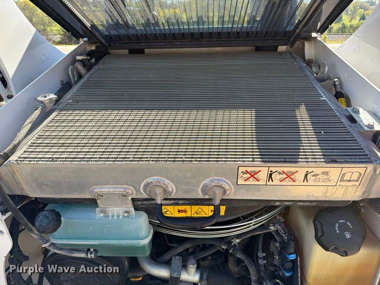 image for item FP3184 2021 Bobcat T66 tracked skid steer loader