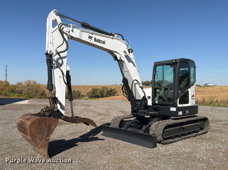 image for item FP3185 2013 Bobcat E85M mini excavator