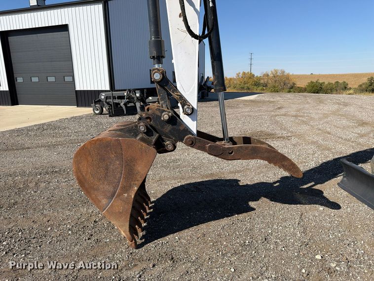 image for item FP3185 2013 Bobcat E85M mini excavator