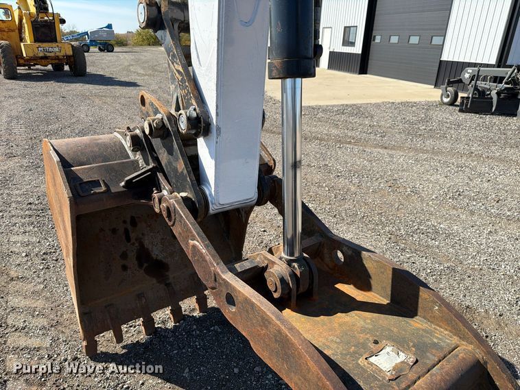 image for item FP3185 2013 Bobcat E85M mini excavator