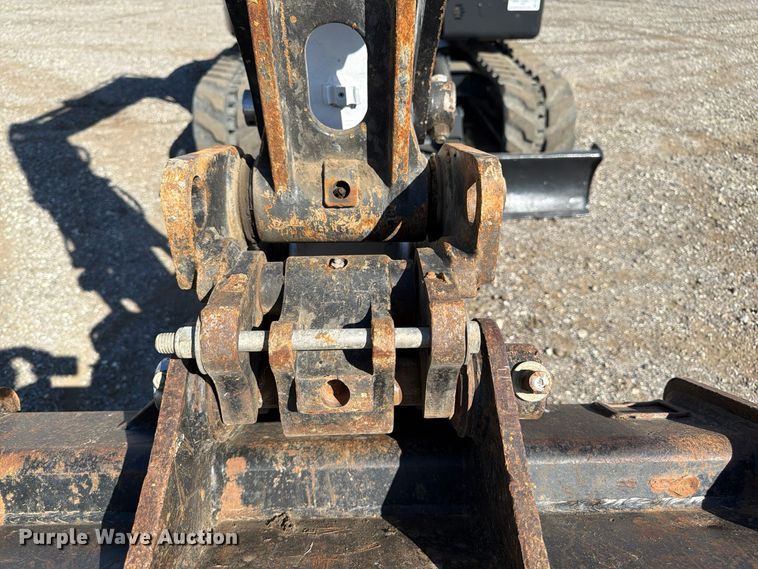 image for item FP3185 2013 Bobcat E85M mini excavator