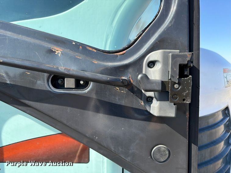 image for item FP3185 2013 Bobcat E85M mini excavator